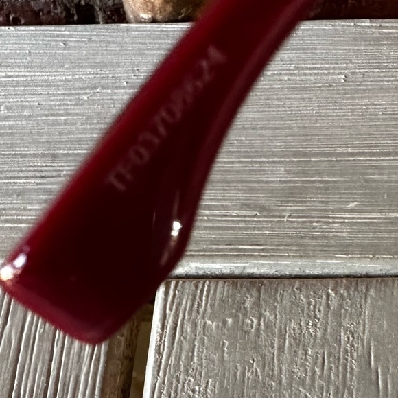FENDI FE40007I Sunglasses Burgundy Embossed Temples Gradient 2 tone lenses New - Picture 9 of 16